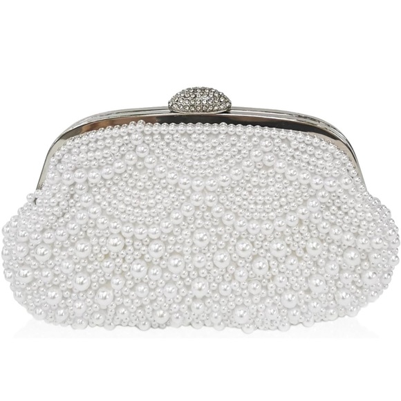 Aovtero Handbags - NWT! Aovtero Pearl Bridal Clutch!